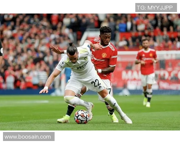 03年利兹联与曼联经典对决回顾球迷心中的永恒记忆